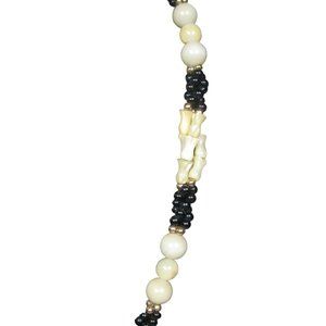 Mother of Pearl Shell Beaded Necklace 22 in Vintage Strand Estate Black